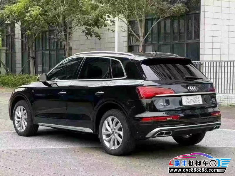 23年奥迪Q5轿车抵押车出售