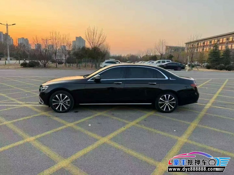 23年奔驰E轿车抵押车出售