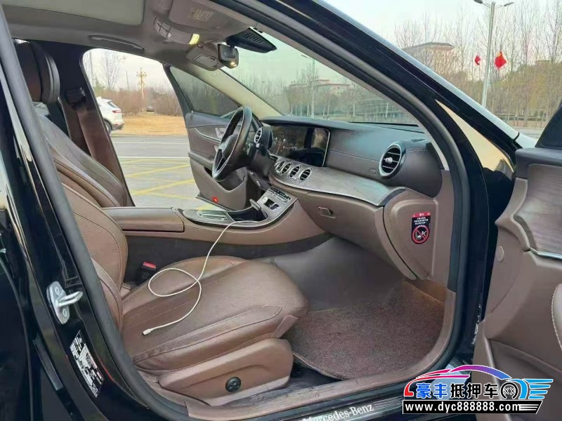 23年奔驰E轿车抵押车出售