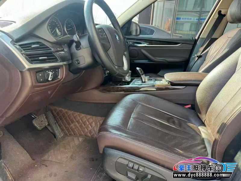 16年宝马X5SUV抵押车出售