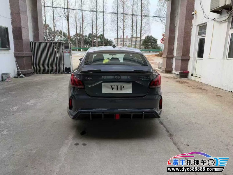 21年宝马5系轿车抵押车出售