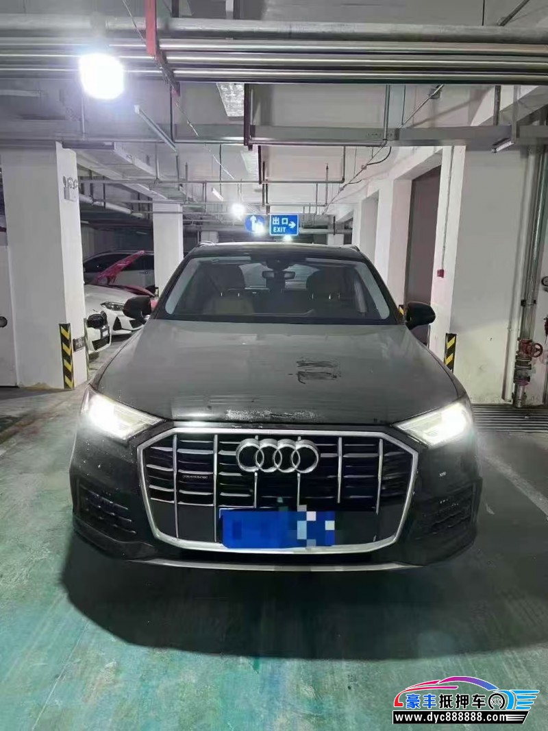 抵押车出售24年奥迪Q7轿车