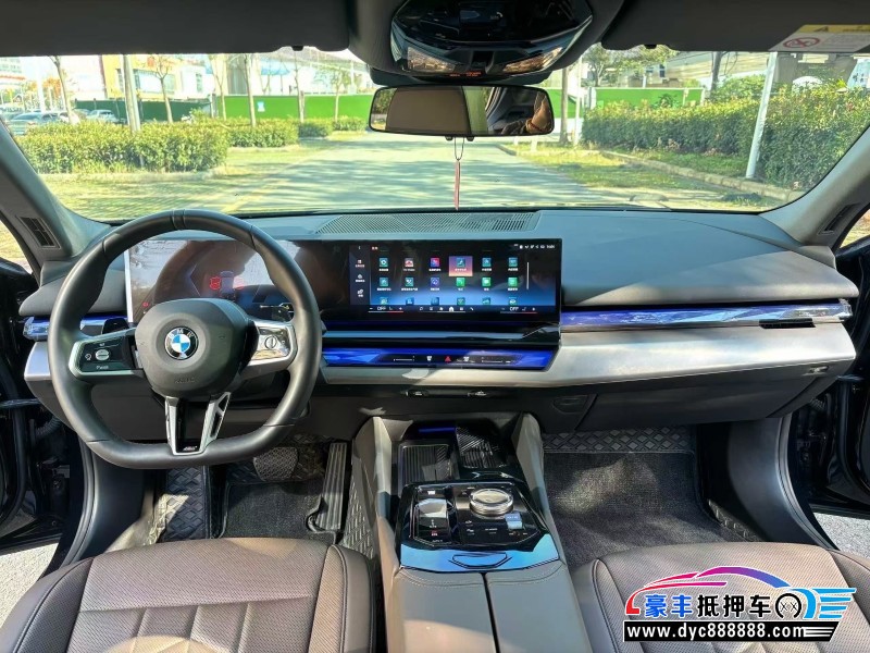 24年宝马5系轿车抵押车出售