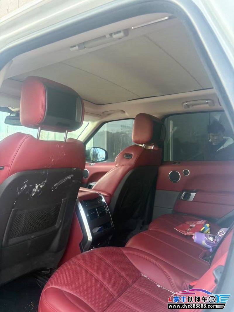 15年路虎揽胜运动轿车抵押车出售