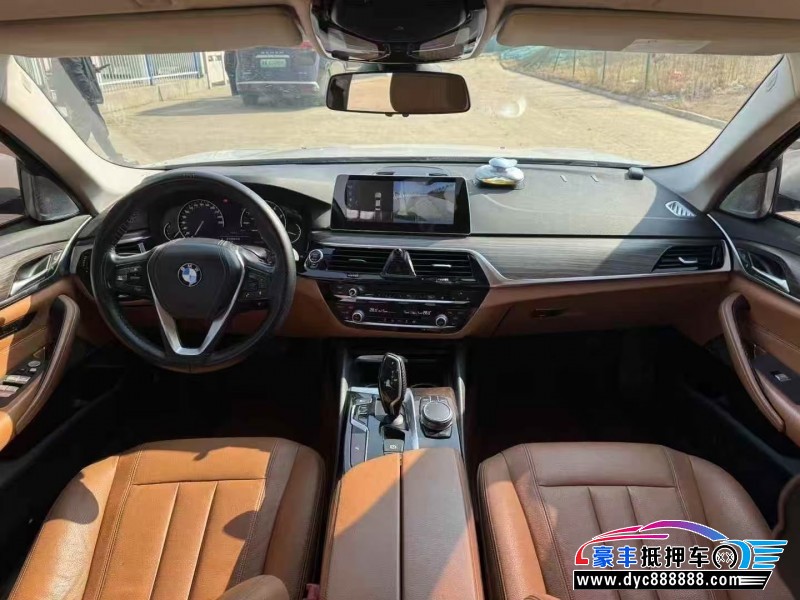 18年宝马5系轿车抵押车出售