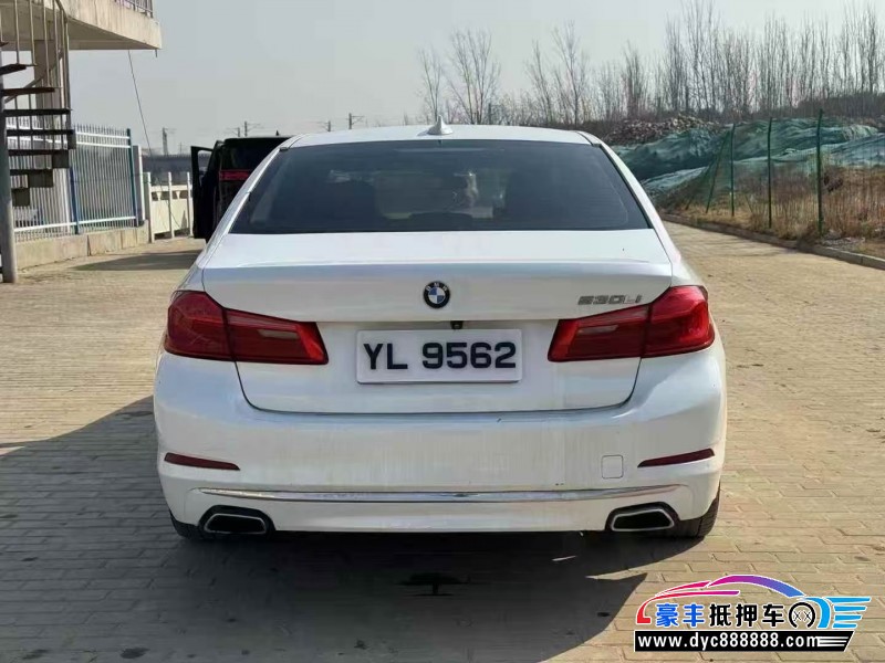 18年宝马5系轿车抵押车出售