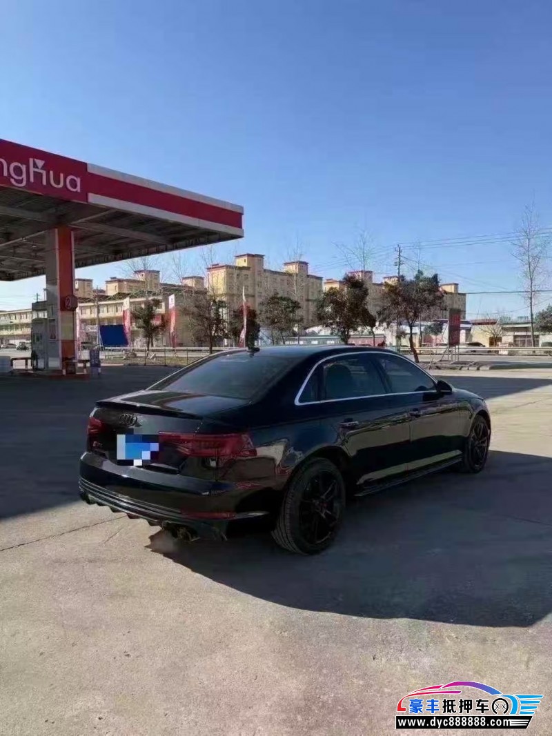 19年奥迪A4L轿车抵押车出售