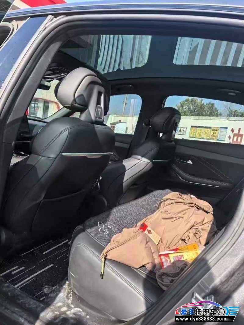 24年长安深蓝SL03轿车抵押车出售