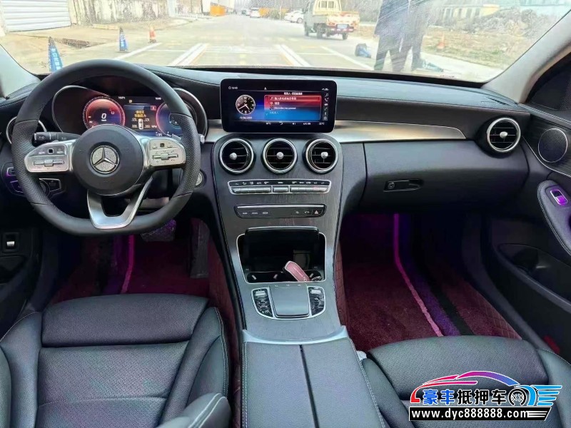 22年奔驰C轿车抵押车出售