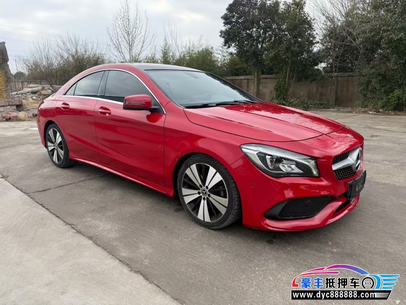 18年奔驰CLA轿车抵押车出售