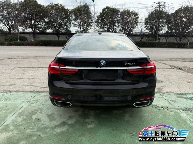 17年宝马7系轿车抵押车出售