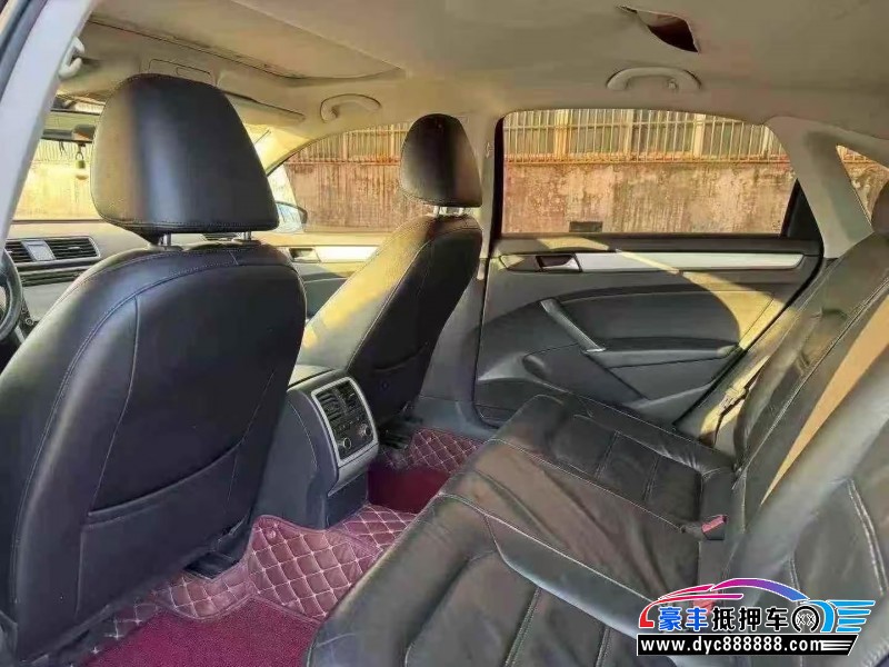 13年大众帕萨特轿车抵押车出售