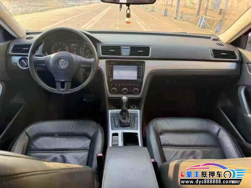 13年大众帕萨特轿车抵押车出售