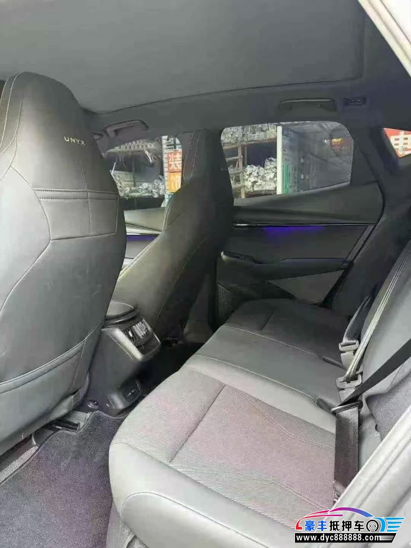 25年大众与众06轿车抵押车出售