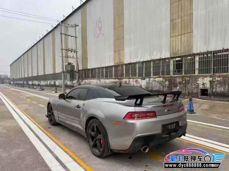 16年雪佛兰科迈罗轿车抵押车出售