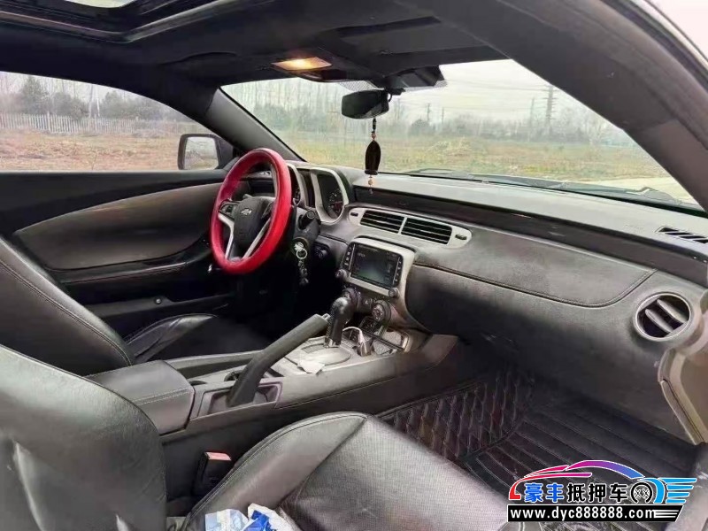 16年雪佛兰科迈罗轿车抵押车出售