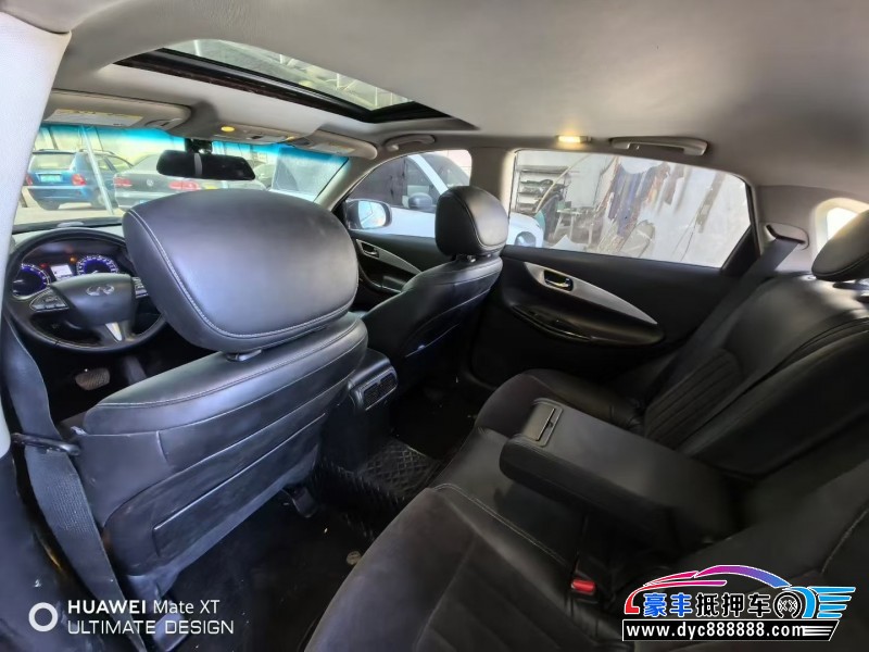 17年英菲尼迪QX50轿车抵押车出售