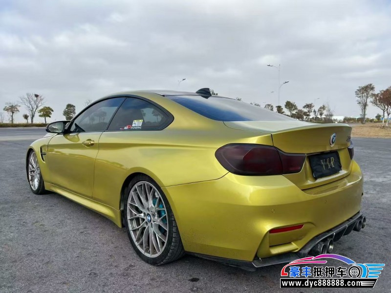 20年宝马M4轿车抵押车出售