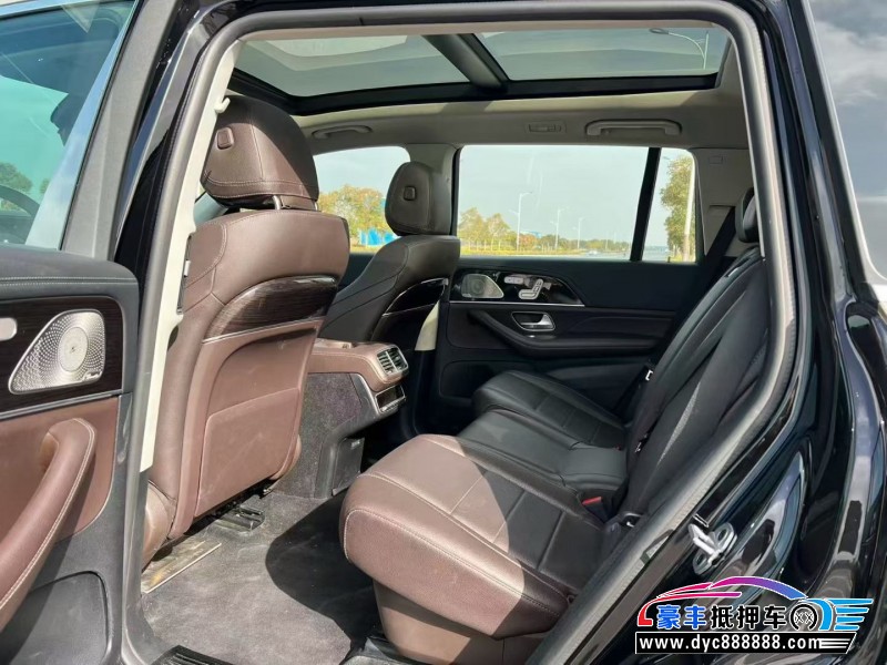 21年奔驰GLS轿车抵押车出售