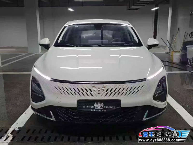 抵押车出售24年五菱星光轿车