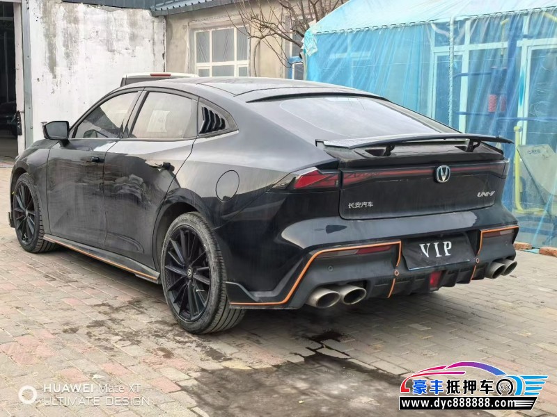 22年长安长安UNI轿车抵押车出售