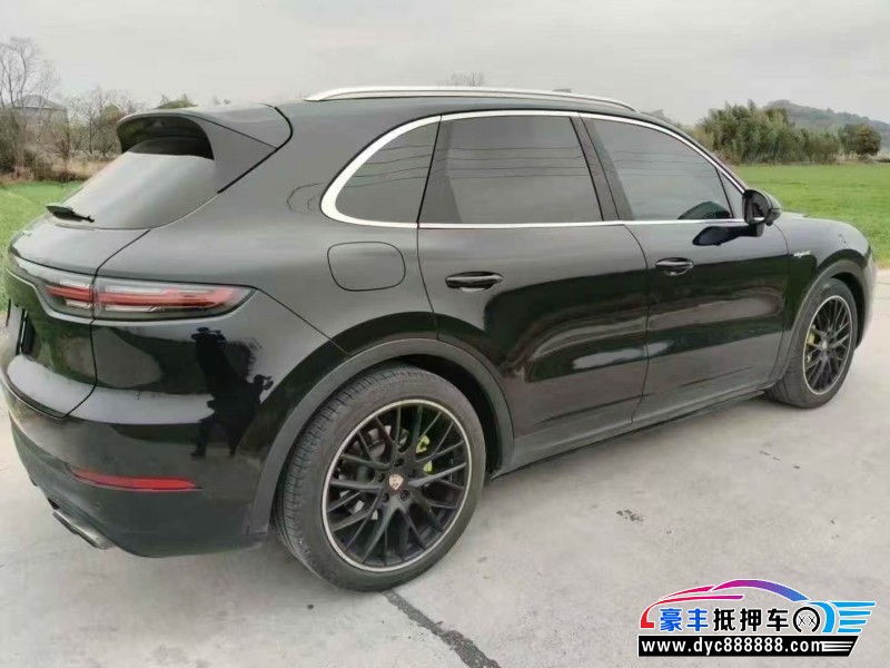 21年保时捷卡宴轿车抵押车出售