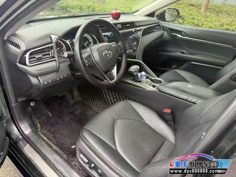 21年丰田凯美瑞轿车抵押车出售