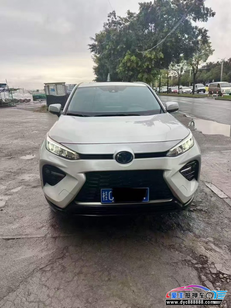 抵押车出售22年丰田威兰达轿车