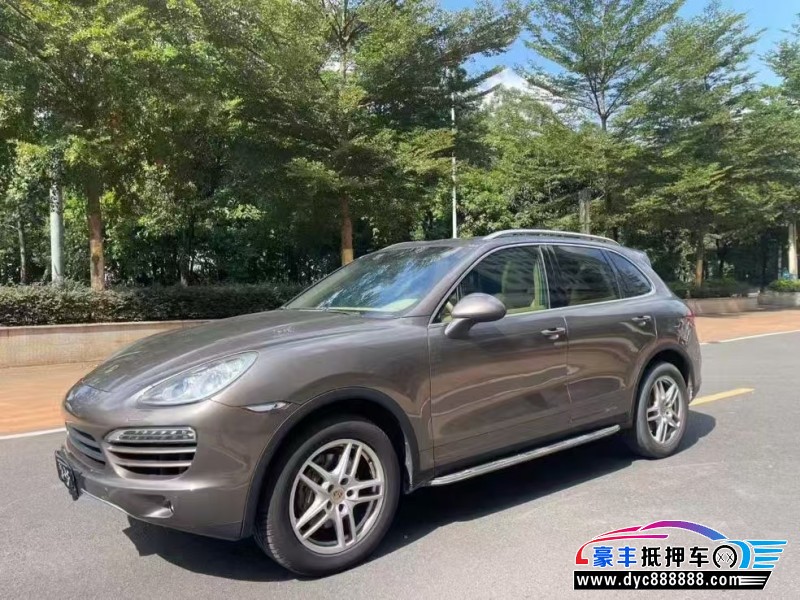 13年保时捷卡宴轿车抵押车出售