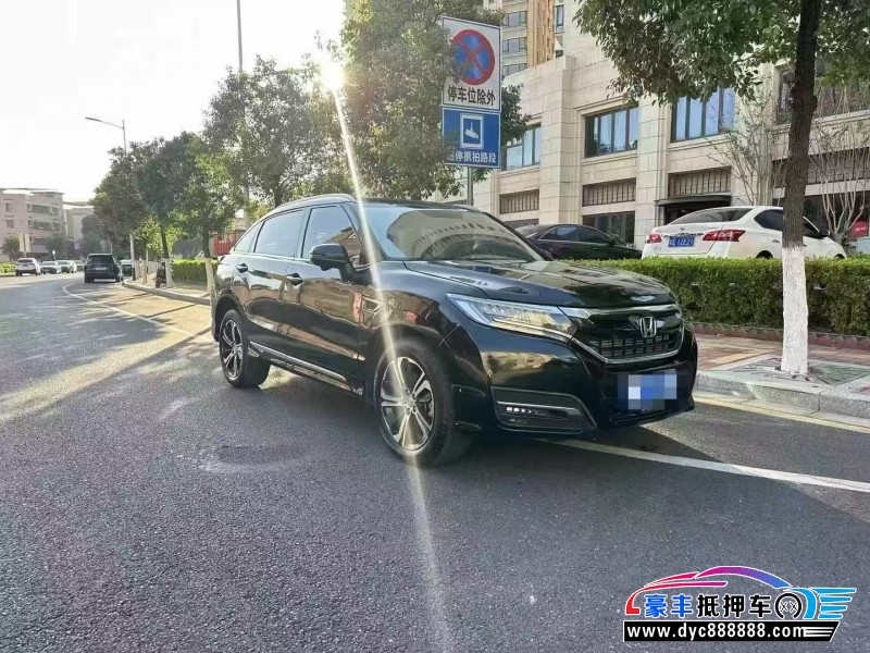 17年本田UR-V轿车抵押车出售