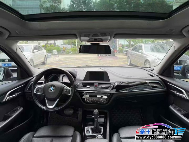 18年宝马1系轿车抵押车出售