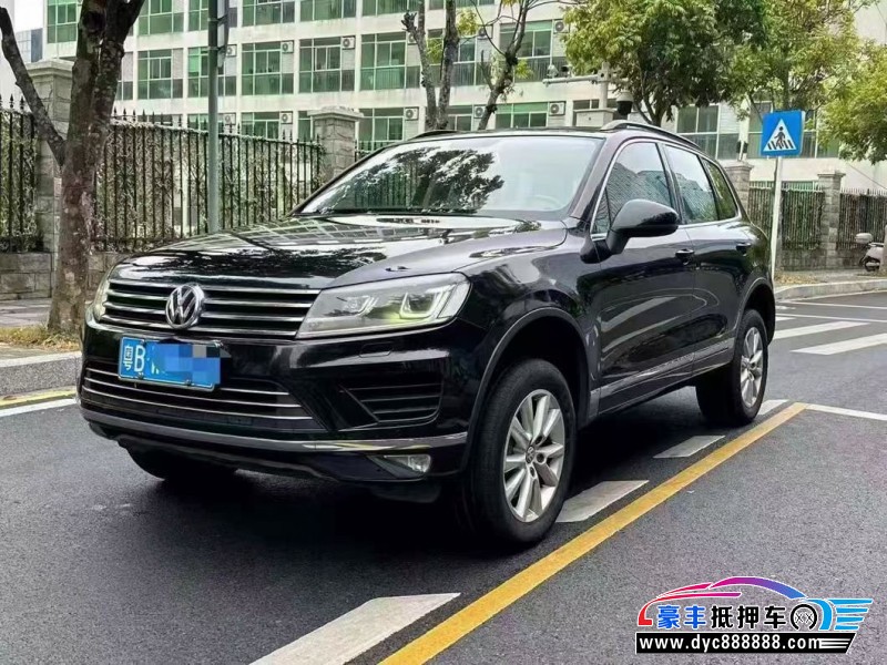 17年大众途锐轿车抵押车出售