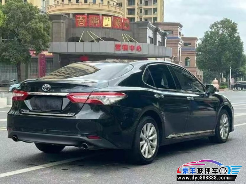 19年丰田凯美瑞轿车抵押车出售