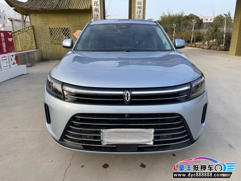 抵押车出售23年华为问界轿车