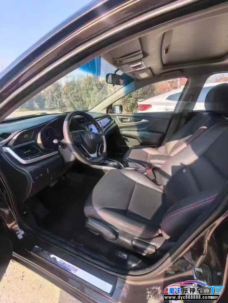21年本田凌派轿车抵押车出售