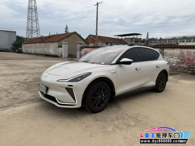 25年智己LS7轿车抵押车出售