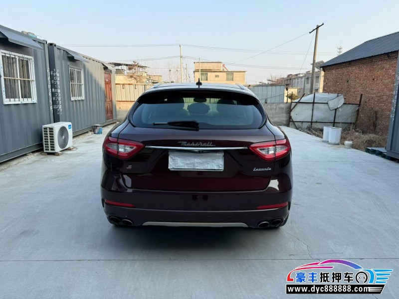 18年玛莎拉蒂莱万特轿车抵押车出售