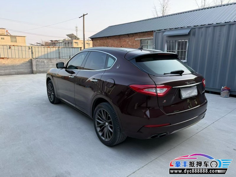 18年玛莎拉蒂莱万特轿车抵押车出售