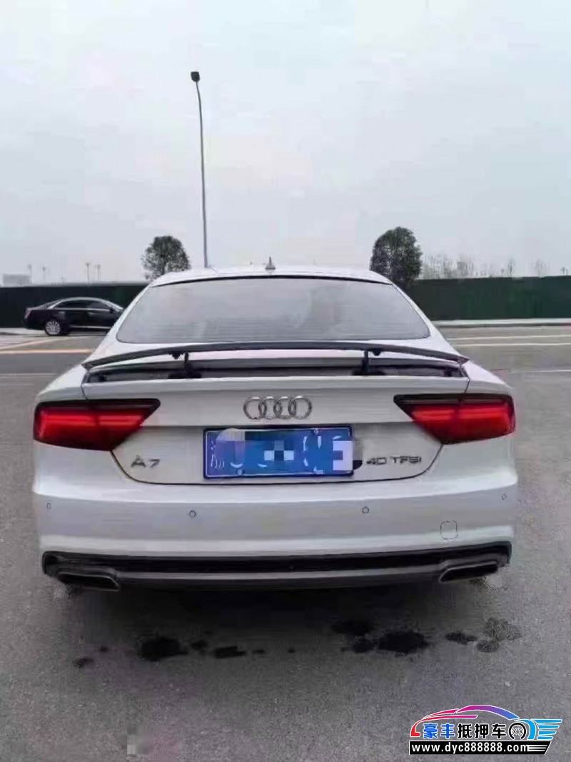 18年奥迪A7轿车抵押车出售