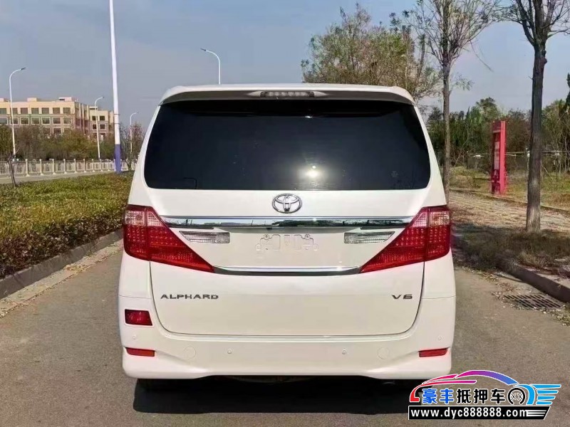 14年丰田埃尔法轿车抵押车出售