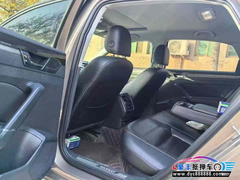 17年大众帕萨特轿车抵押车出售