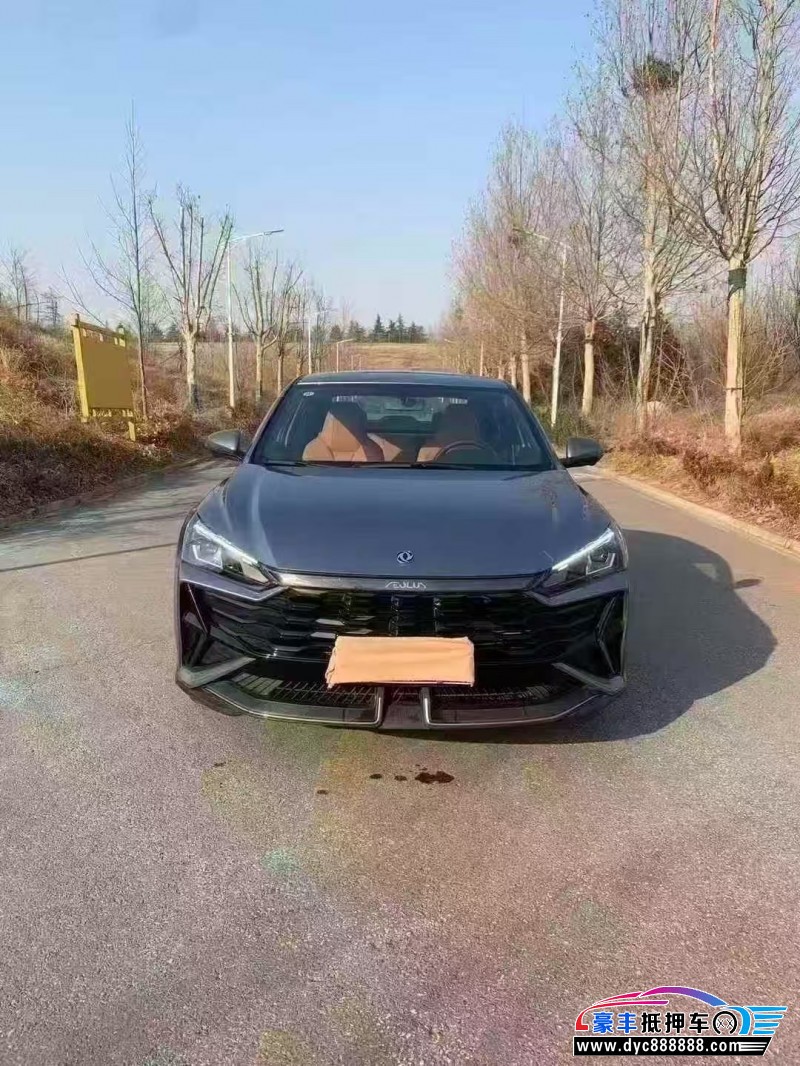 25年东风风神奕炫轿车抵押车出售