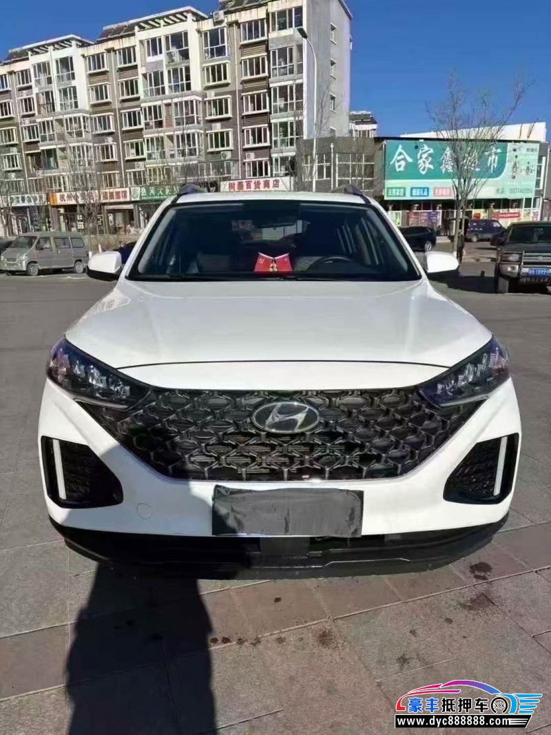 抵押车出售23年现代ix35轿车