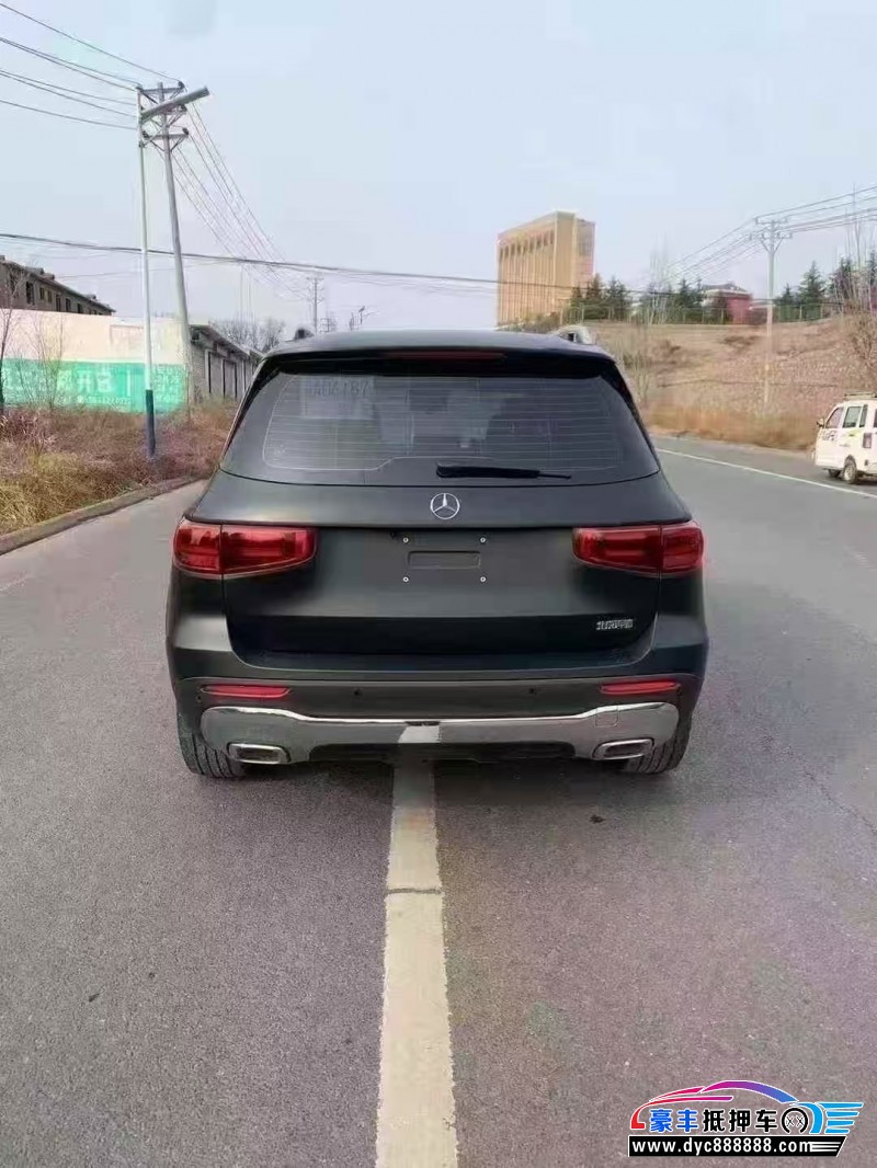 23年奔驰GLB轿车抵押车出售