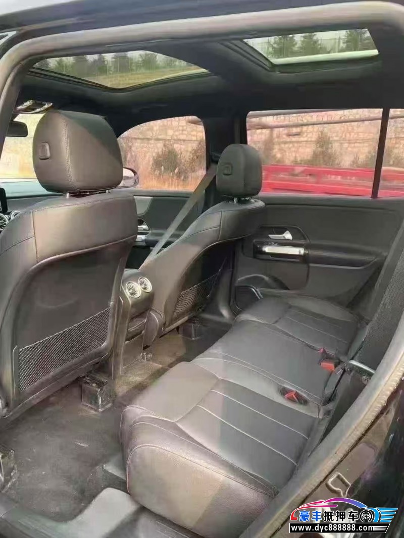 23年奔驰GLB轿车抵押车出售