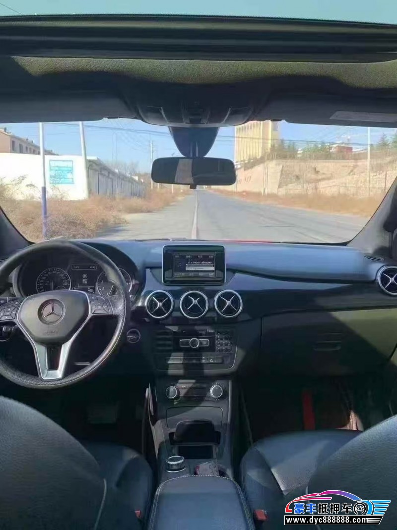 15年奔驰B轿车抵押车出售