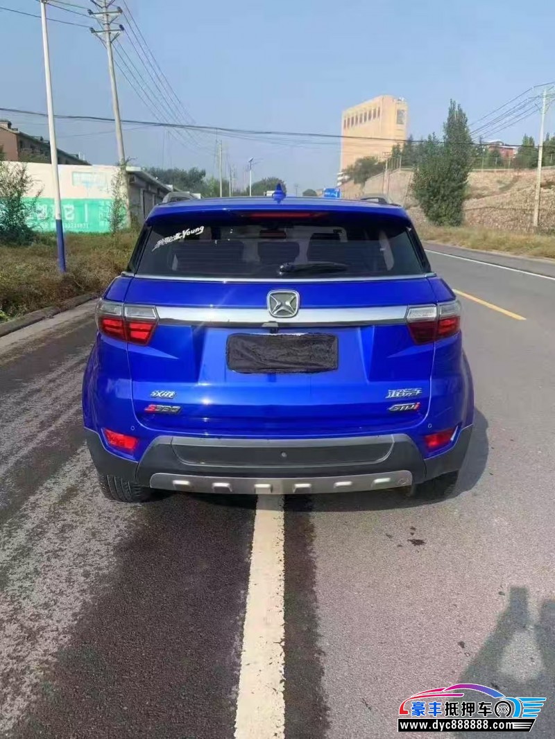 17年江铃驭胜330轿车抵押车出售