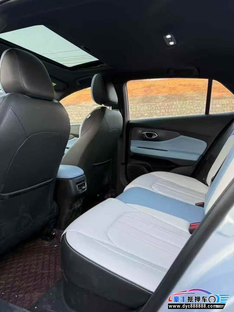 23年传祺影豹轿车抵押车出售