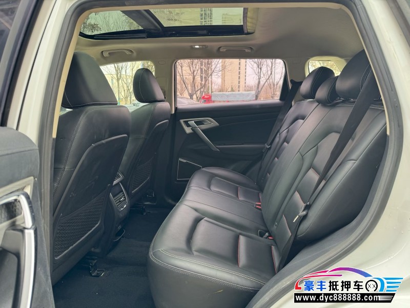 19年吉利博越轿车抵押车出售