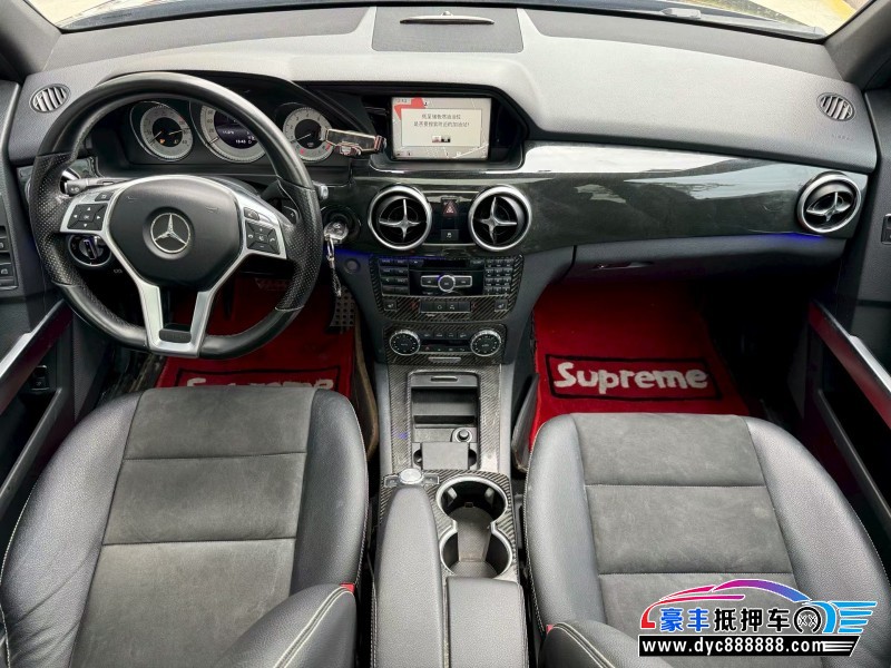 15年奔驰GLK轿车抵押车出售